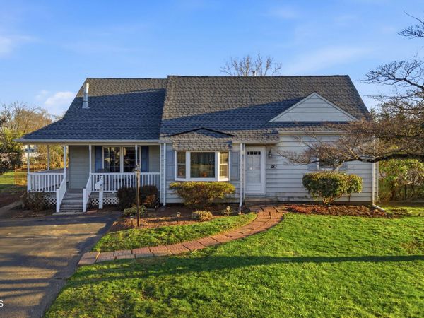 20 Fairfield Road, East Brunswick, NJ 08816