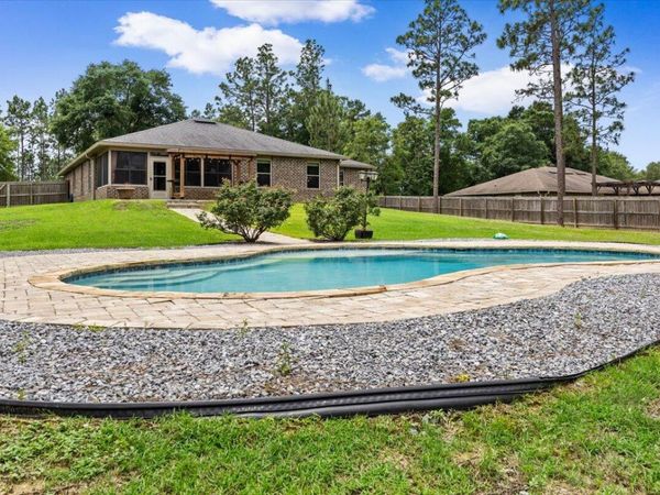 6458 Welannee Boulevard, Laurel Hill, FL 32567