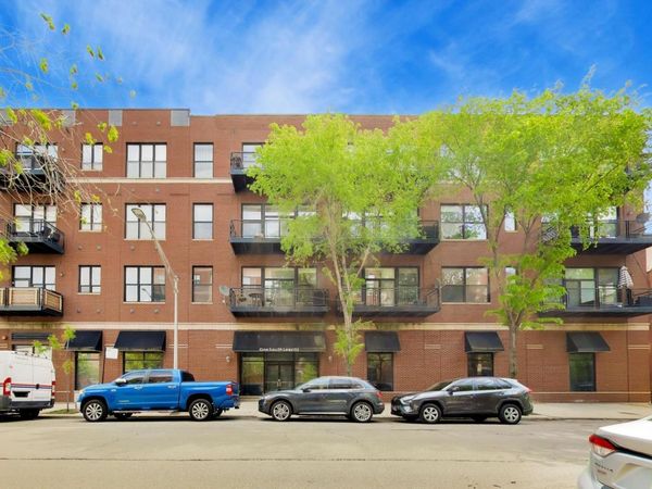 1 S Leavitt Street, Unit 403, Chicago, IL 60612