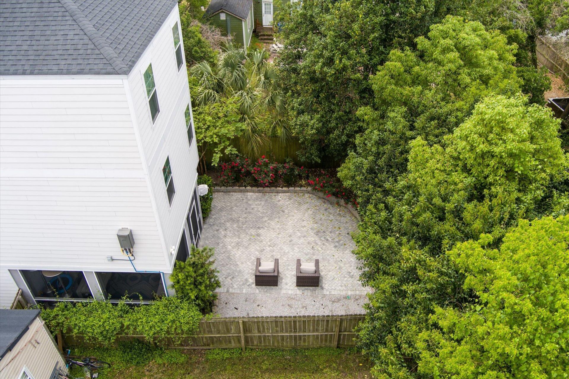 1 Middleton Place Photo 33