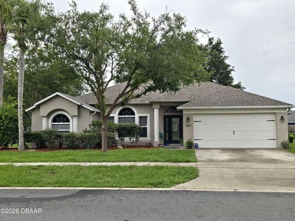 1409 Sutton Island Drive, DeLand, FL 32724