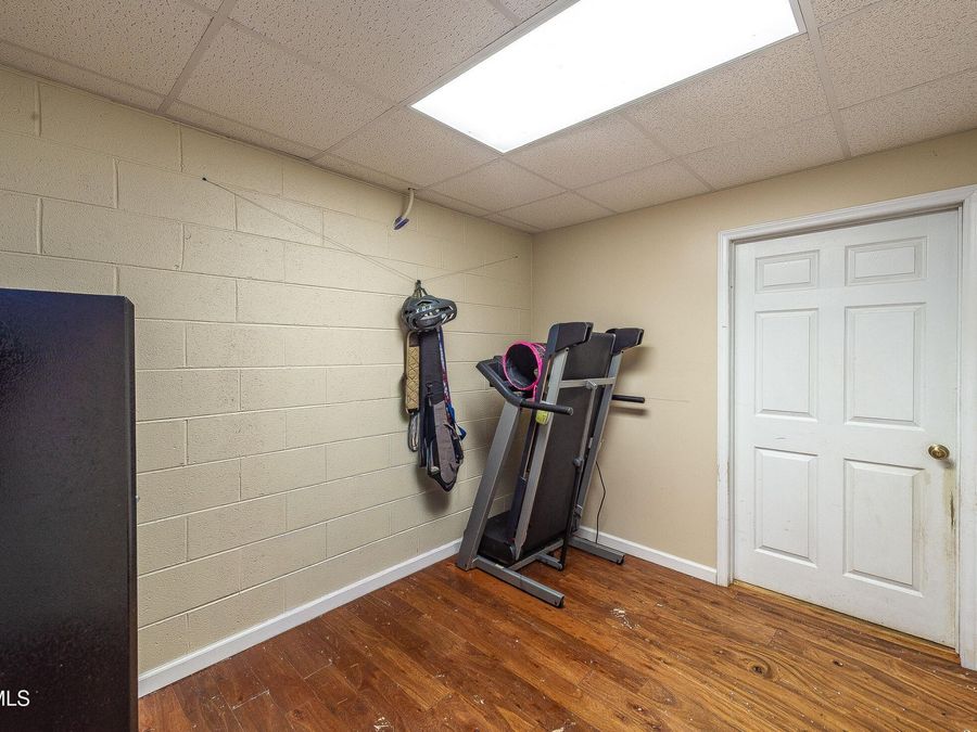 Property Image 37