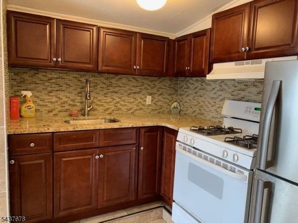 36 Colfax Ave, Wanaque, NJ 07465