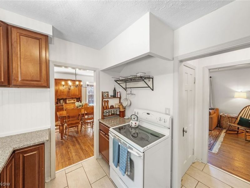3854 Bethany Road , University Heights, OH 44118 Photo 13