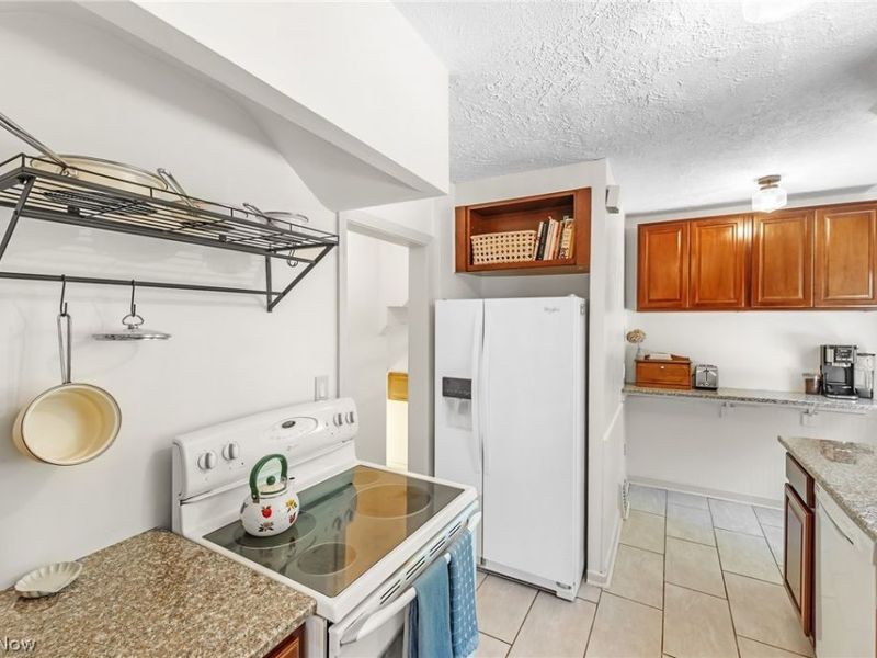 3854 Bethany Road , University Heights, OH 44118 Photo 15