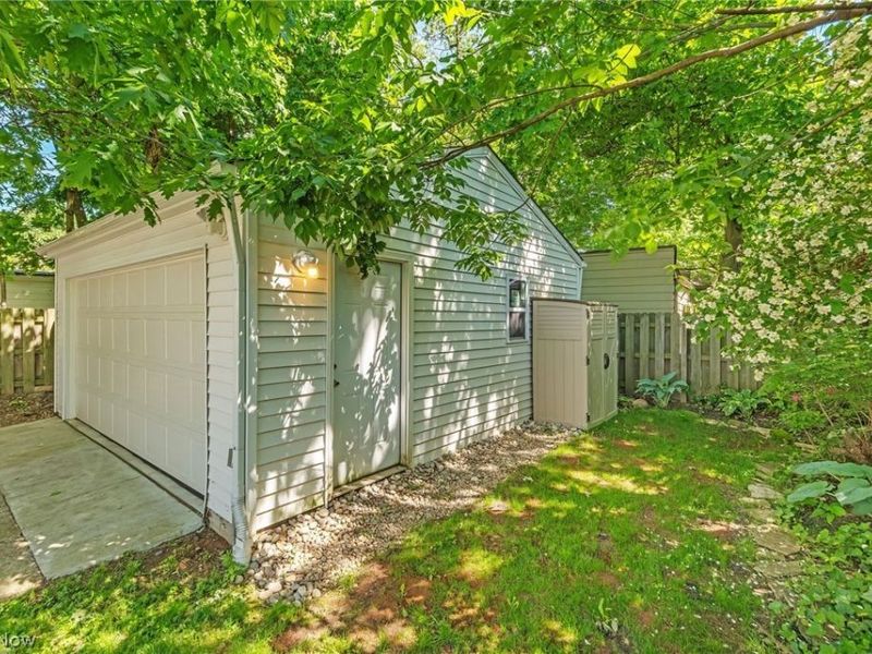 3854 Bethany Road , University Heights, OH 44118 Photo 31