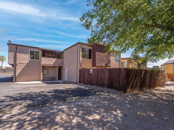1501 Living Desert Drive, Unit D, Las Vegas, NV 89119