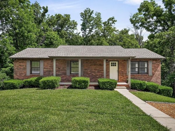 2600 Lake Valley Dr, Cookeville, TN 38506