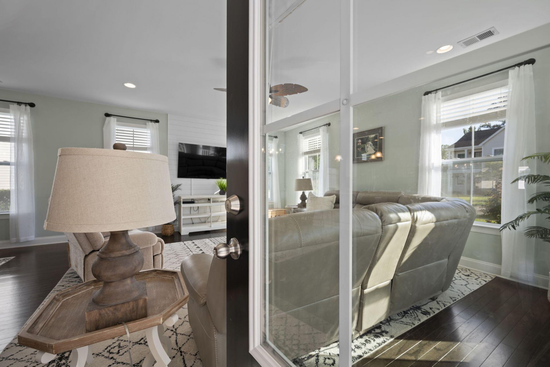 7405 Purser Lane Photo 14