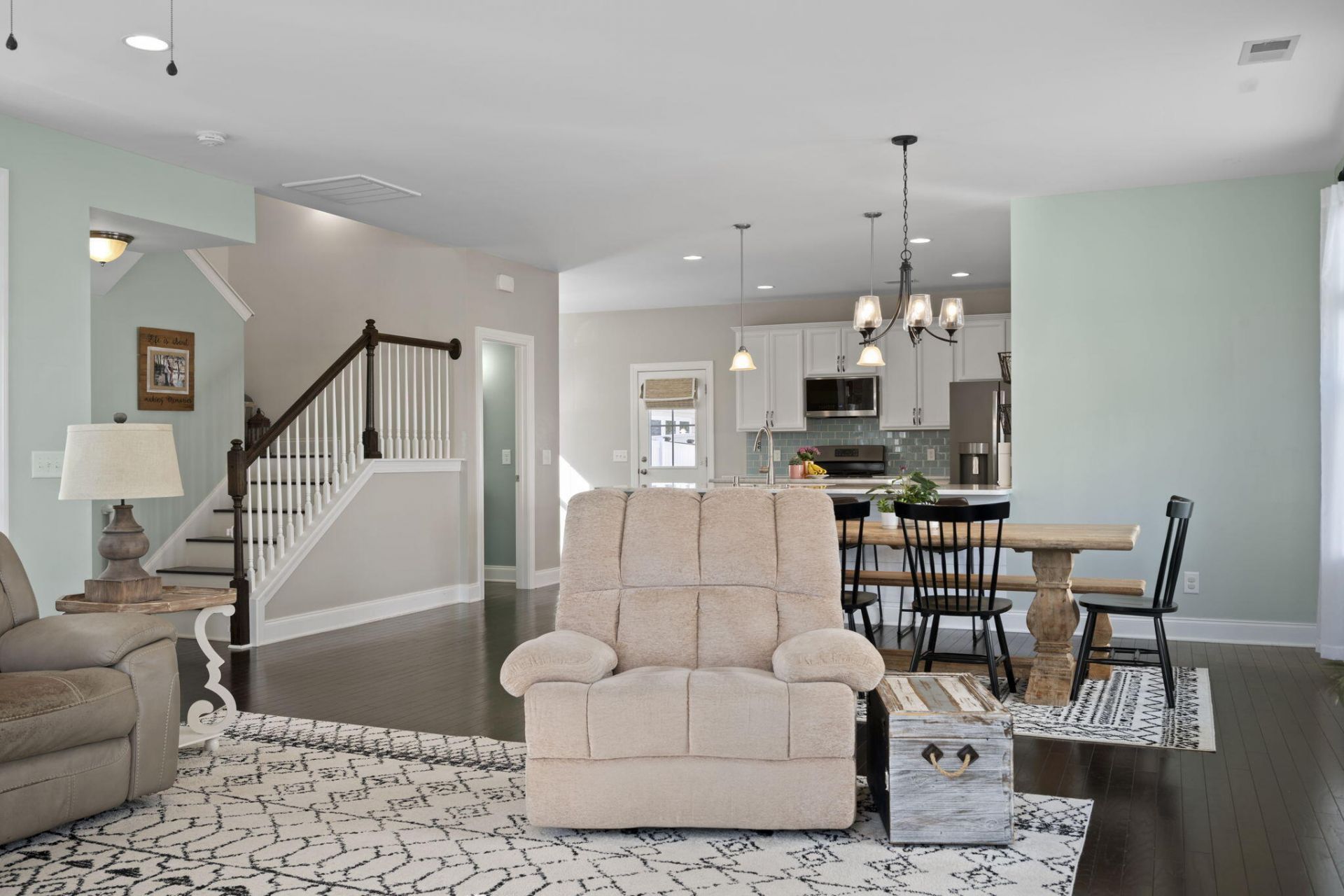 7405 Purser Lane Photo 17
