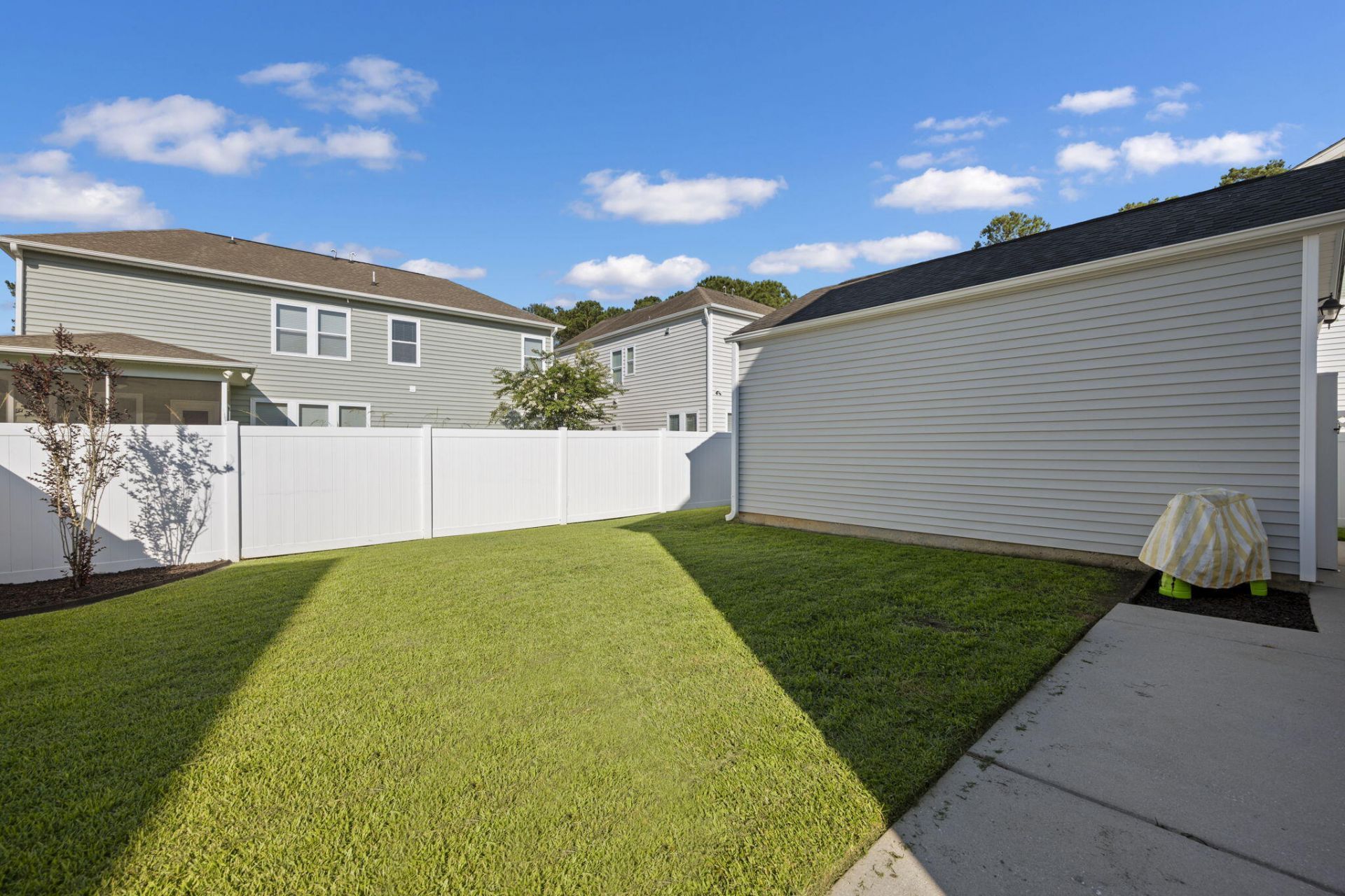 7405 Purser Lane Photo 9
