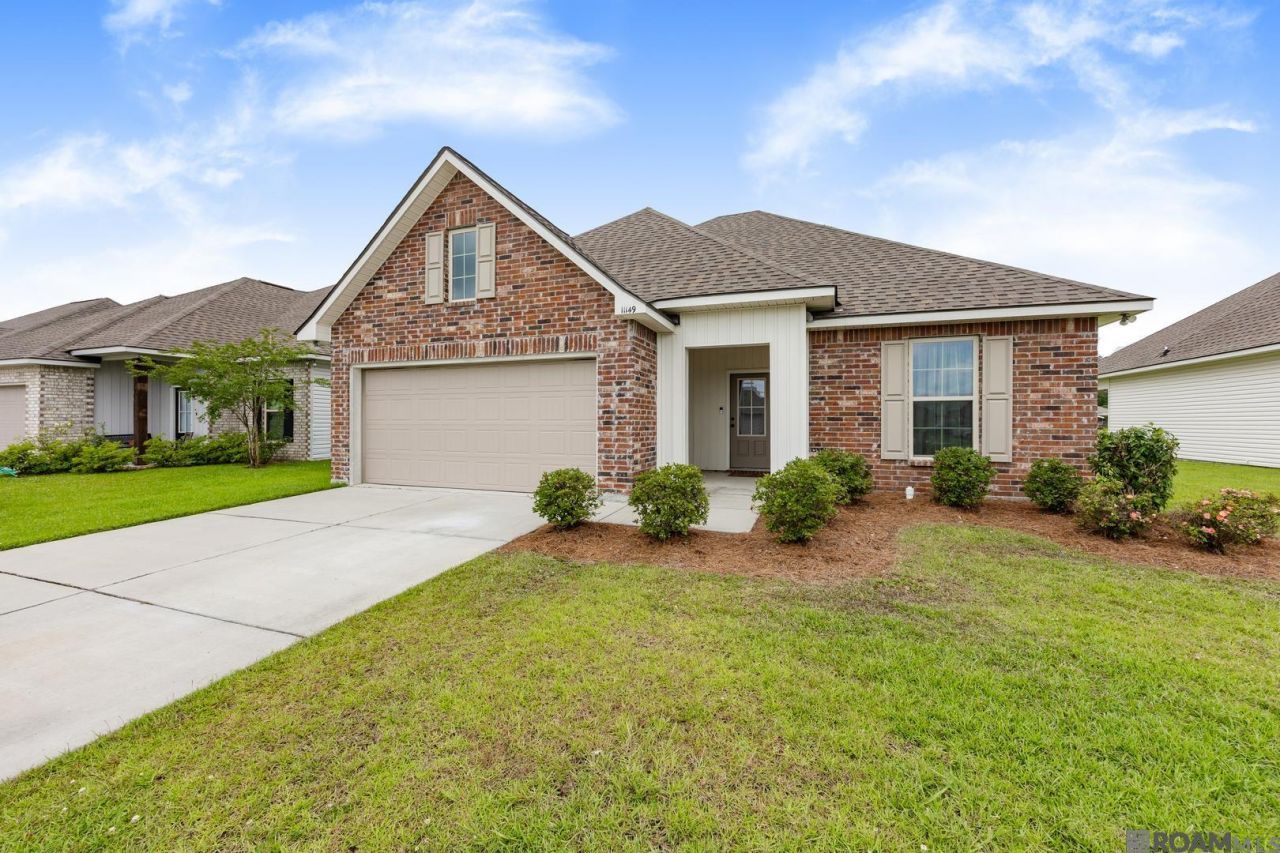 11149 Cambre Oaks Dr, Gonzales, LA 70737 Main Photo