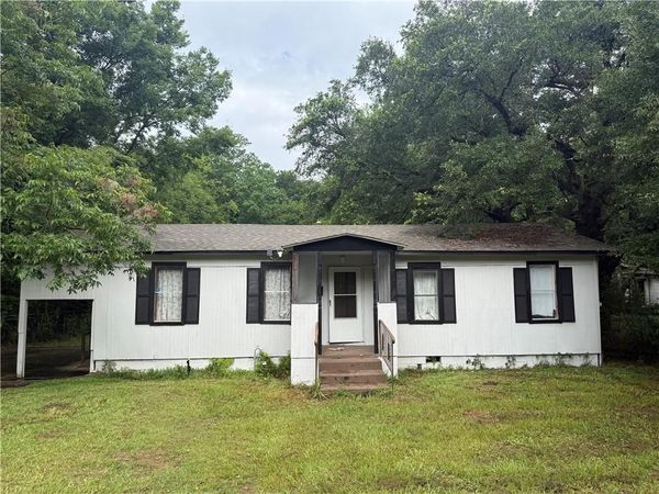 275 Bishop Phillips Avenue, Mobile, AL 36608
