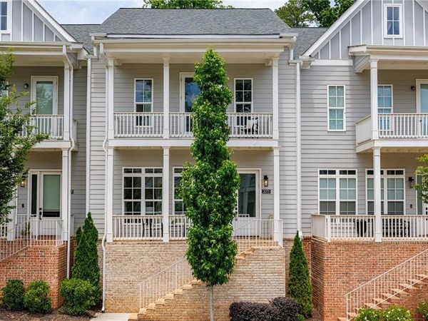 2075 Parkside Lane , Unit 8, Roswell, GA 30076