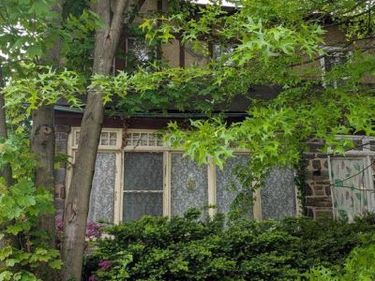 80 W MARSHALL ROAD, LANSDOWNE, PA 19050