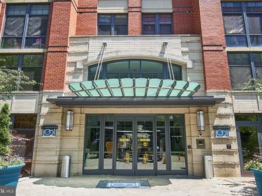 1021 GARFIELD, Unit 604, ARLINGTON, VA 22201