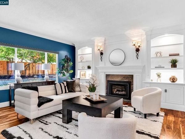 30 Mt. Emory Ct., Clayton, CA 94517