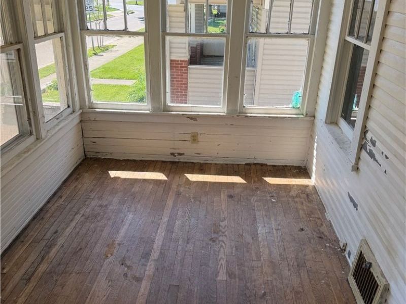 1027 Austin Avenue, Akron, OH 44306 Photo 4
