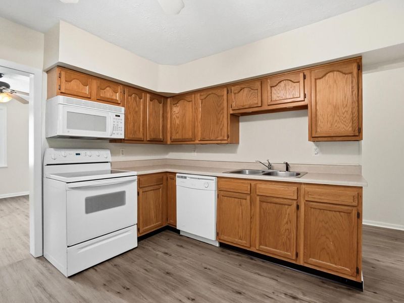 316 Hickory Drive, Springfield, OH 45503 Photo 7
