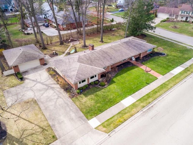 409 S Broadmoor Boulevard, Springfield, OH 45504 Photo 3