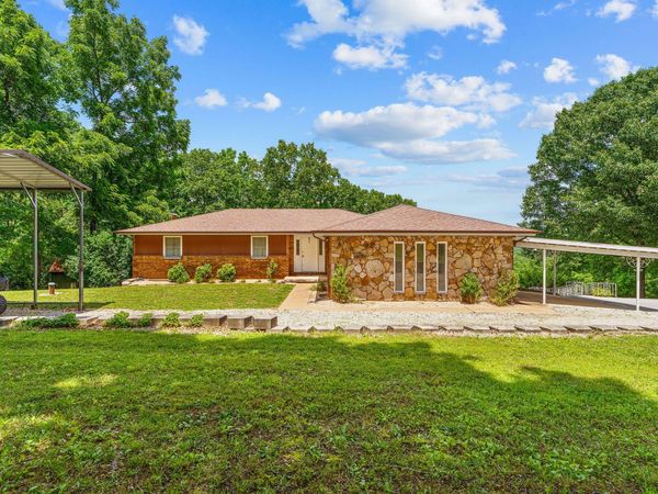 11772 State Hwy 176, Walnut Shade, MO 65771