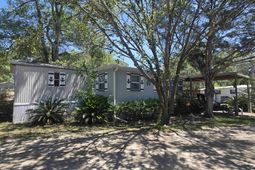 348 Bridge St.  photo 4