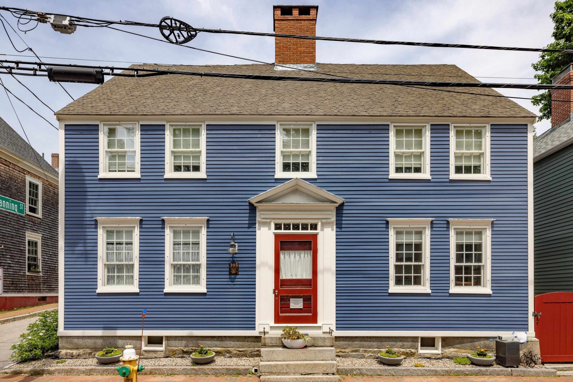 395 Pleasant Street, Portsmouth, NH 03801 Main Photo