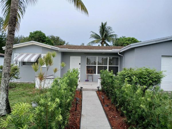 3852 NW 34th Street, Lauderdale Lakes, FL 33309