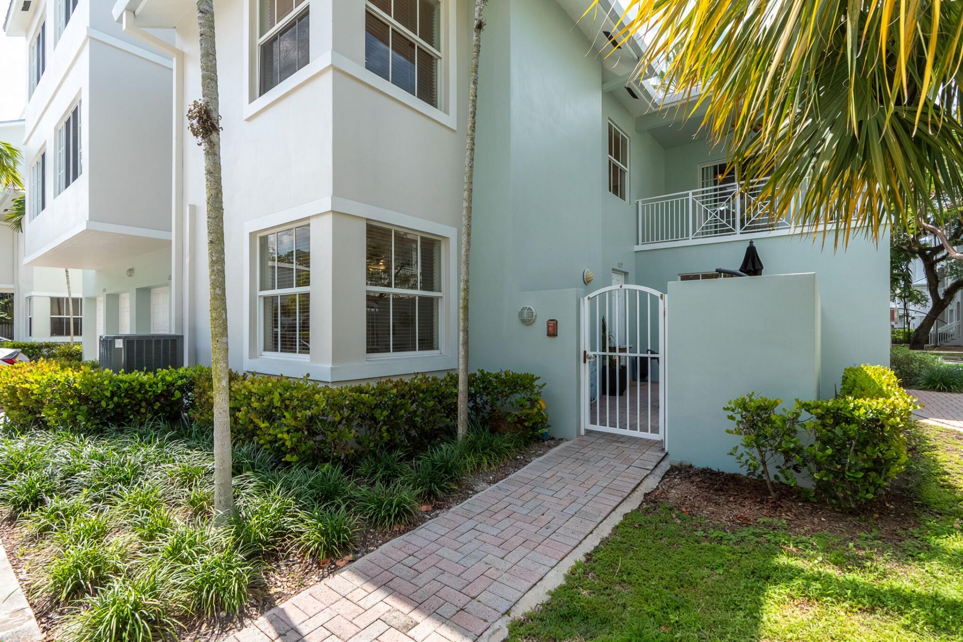 1317 SW 4th Street, Fort Lauderdale, FL 33312 Photo