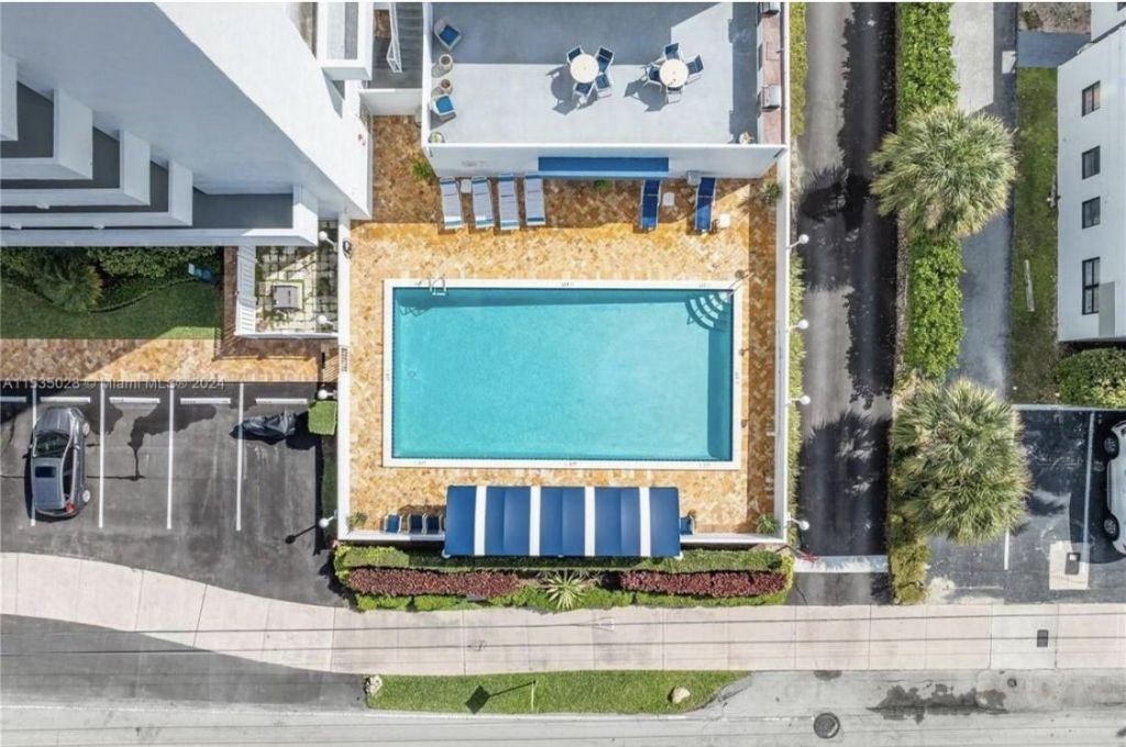 2200 NE 33rd Avenue, Unit 11g, Fort Lauderdale, FL 33308 Photo
