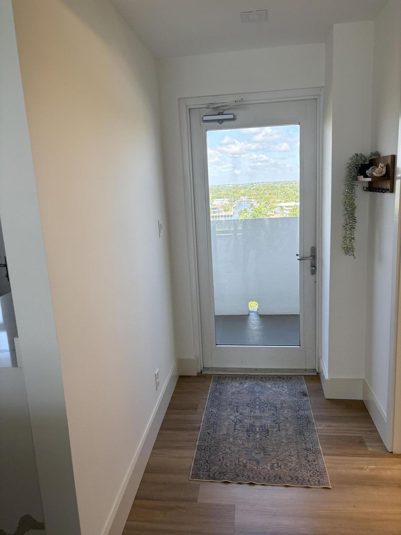 2200 NE 33rd Avenue, Unit 11g, Fort Lauderdale, FL 33308 Photo