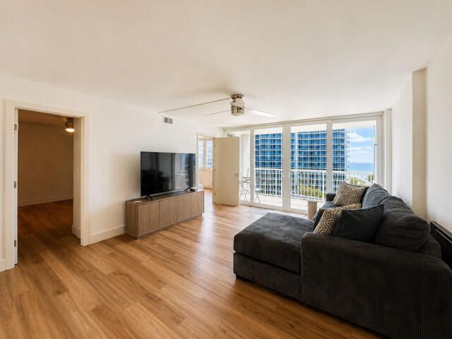 2200 NE 33rd Avenue, Unit 11G, Fort Lauderdale, FL 33305 Photo