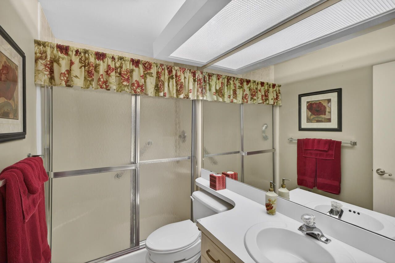 1 Lake Vista Trail, Unit 207, Port Saint Lucie, FL 34952 Photo