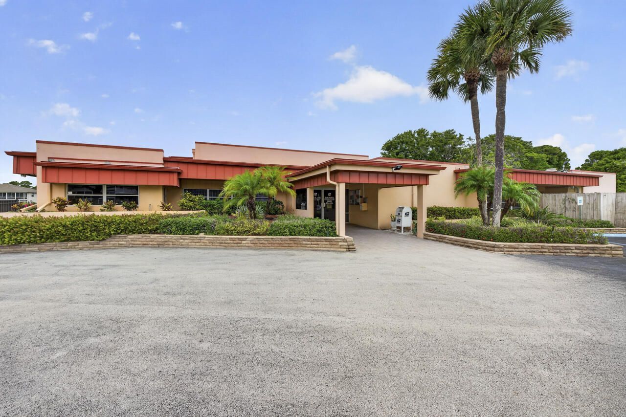 1 Lake Vista Trail, Unit 207, Port Saint Lucie, FL 34952 Photo