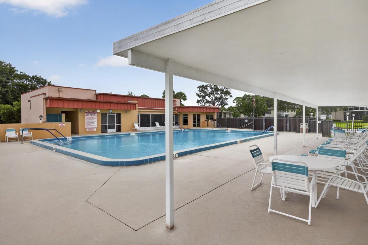 1 Lake Vista Trail, Unit 207, Port Saint Lucie, FL 34952 Photo