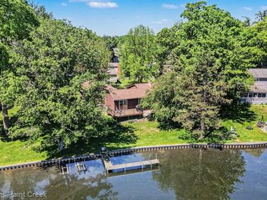 2911 Walmsley Circle Drive, Orion Twp, MI 48360