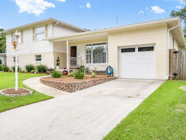 8622 SAINT PATRICK LANE , JACKSONVILLE, FL 32216