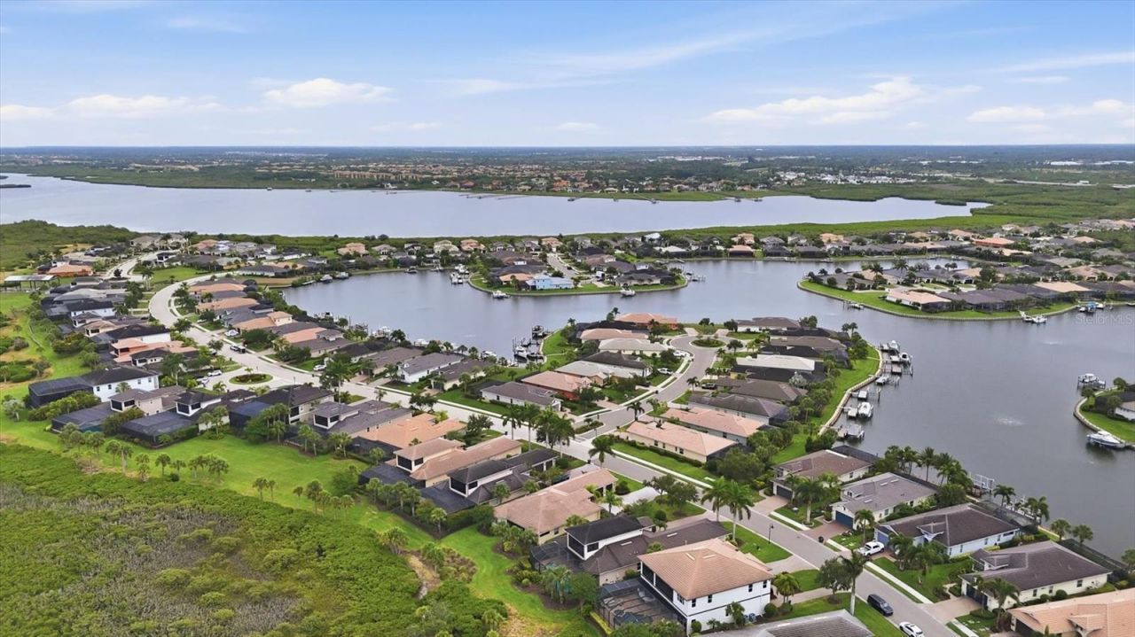 5122 Tidewater Preserve Boulevard, Bradenton, FL 34208 Photo