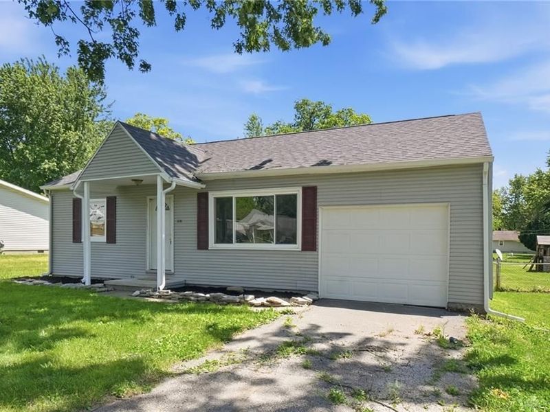316 Hickory Drive, Springfield Township, OH 45503 Photo 2