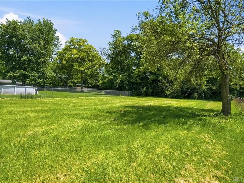 316 Hickory Drive, Springfield Township, OH 45503 Photo 26