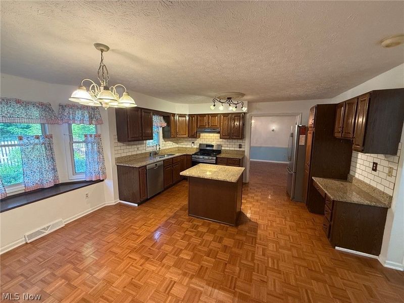 1273 Sharonbrook Drive , Twinsburg, OH 44087 Photo 3