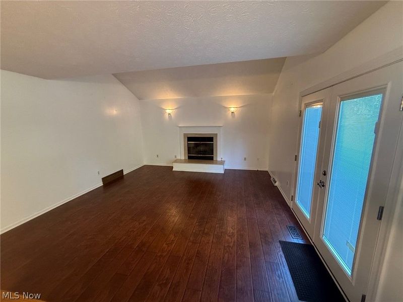 1273 Sharonbrook Drive , Twinsburg, OH 44087 Photo 4