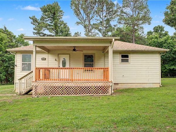 15583 S Applehill Road , Prairie Grove, AR 72753