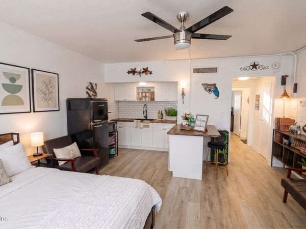 311 W ASHLEY Street, Unit 701 A&B, Jacksonville, FL 32202