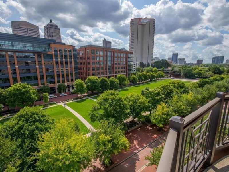 250 Daniel Burnham Square, Unit 607, Columbus, OH 43215 Photo 3