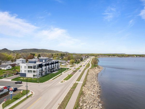 907 N Lakeshore Drive , Unit 303, Lake City, MN 55041