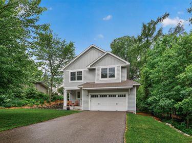 227 Sunnyridge Lane, Golden Valley, MN 55422