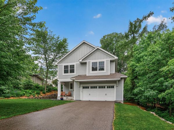 227 Sunnyridge Lane, Golden Valley, MN 55422