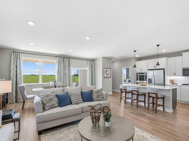 1712 Oak Creek Drive, Chaska, MN 55318