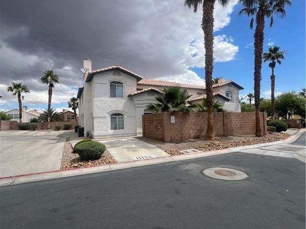 8112 Autumn Star Avenue , Las Vegas, NV 89145